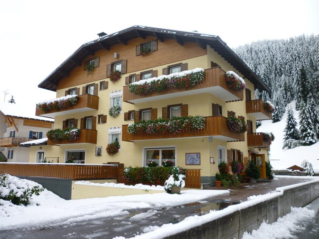 Hotel I Rododendri Valfurva Bagian luar foto