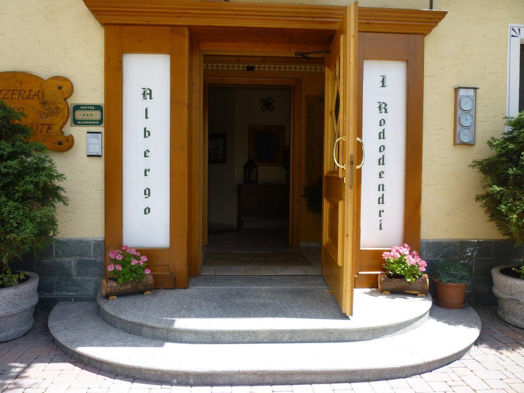 Hotel I Rododendri Valfurva Bagian luar foto