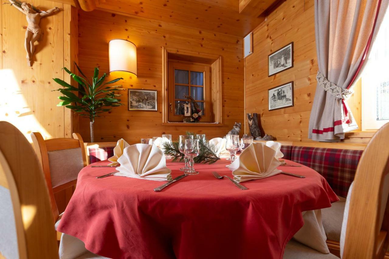 Hotel I Rododendri Valfurva Bagian luar foto